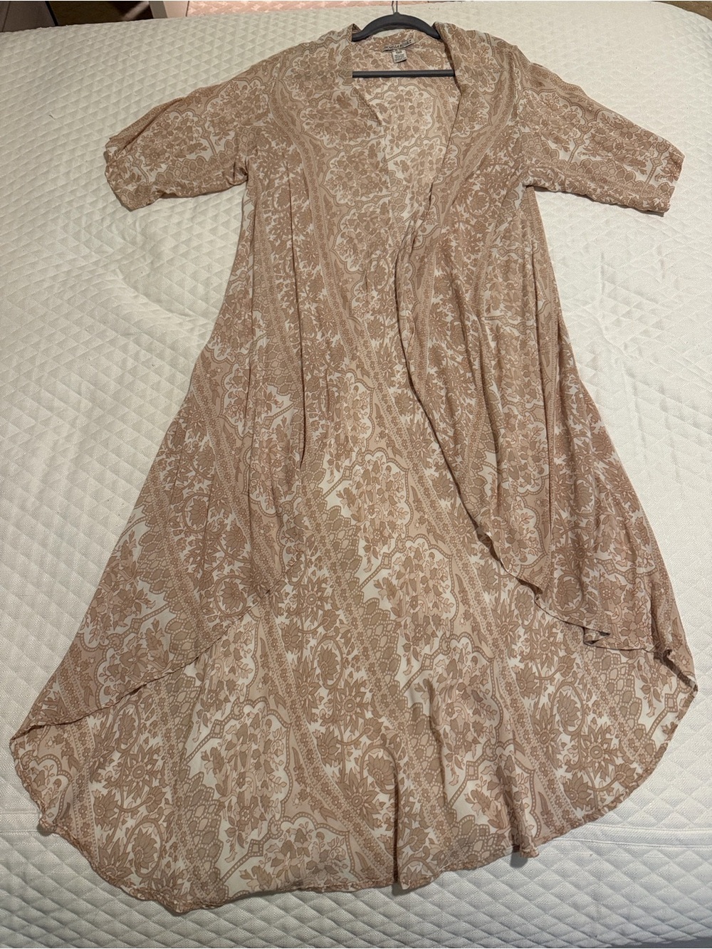 Novella Royale Beige Kimono